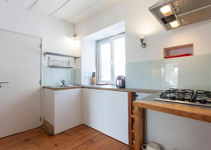 Comfortable Cozy - Center, Practical